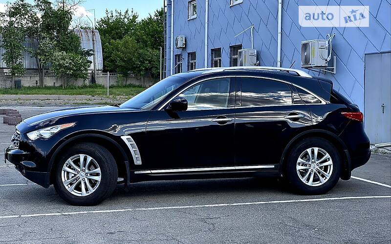 Позашляховик / Кросовер Infiniti FX 35 2008 в Києві