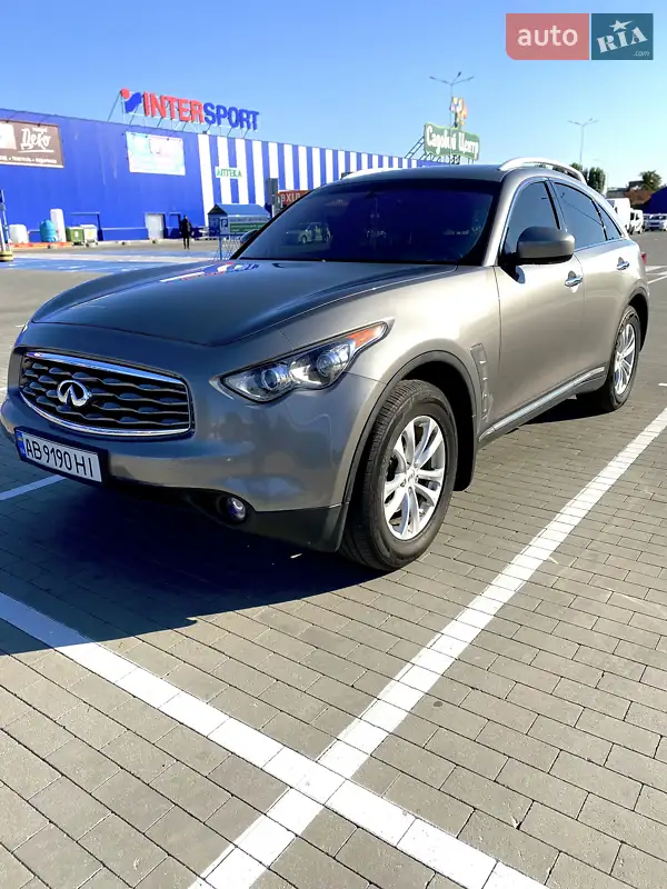 Infiniti FX 35