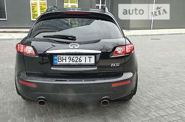 Позашляховик / Кросовер Infiniti FX 35 2007 в 