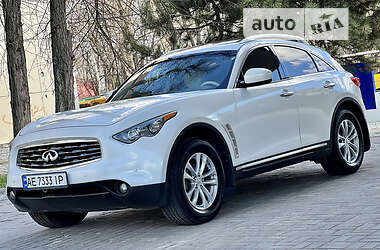 Внедорожник / Кроссовер Infiniti FX 35 2008 в 