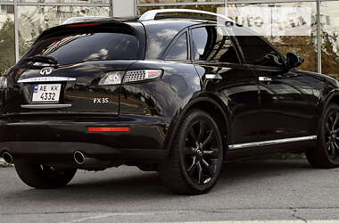 Внедорожник / Кроссовер Infiniti FX 35 2006 в 