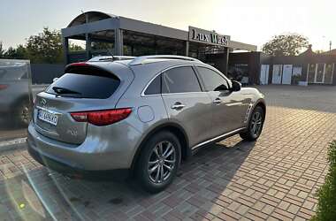 Внедорожник / Кроссовер Infiniti FX 35 2010 в Переяславе