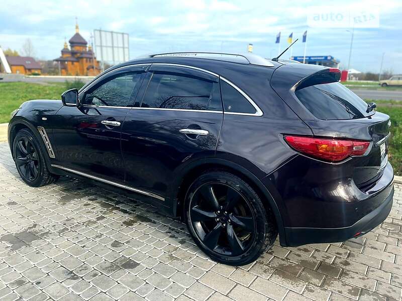Внедорожник / Кроссовер Infiniti FX 35 2009 в 