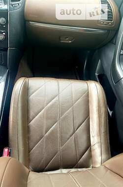 Внедорожник / Кроссовер Infiniti FX 35 2009 в 