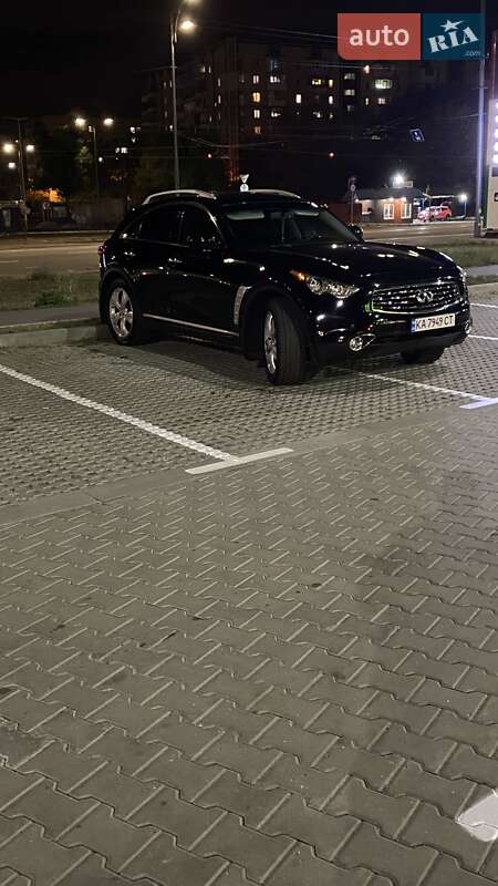 Позашляховик / Кросовер Infiniti FX 35 2008 в Києві