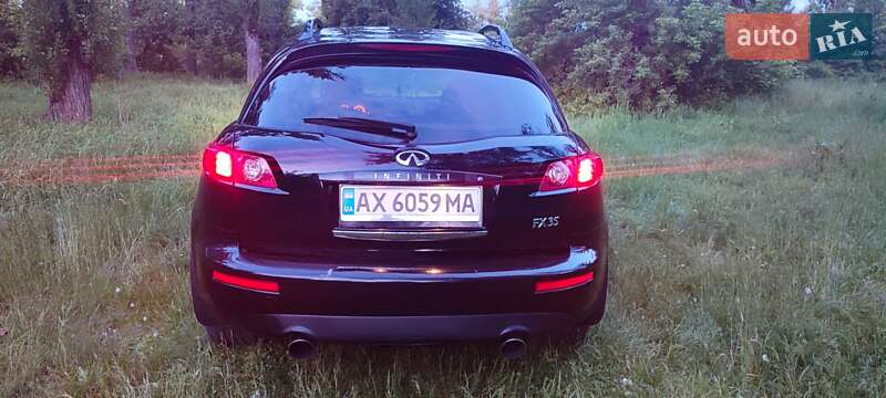 Внедорожник / Кроссовер Infiniti FX 35 2007 в Полтаве