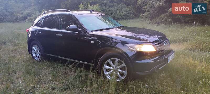 Внедорожник / Кроссовер Infiniti FX 35 2007 в Полтаве