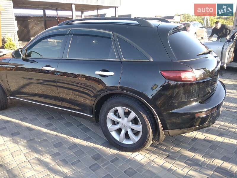 Позашляховик / Кросовер Infiniti FX 35 2003 в Новоукраїнці