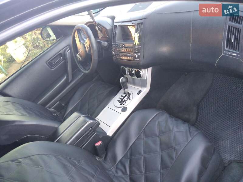 Позашляховик / Кросовер Infiniti FX 35 2003 в Новоукраїнці