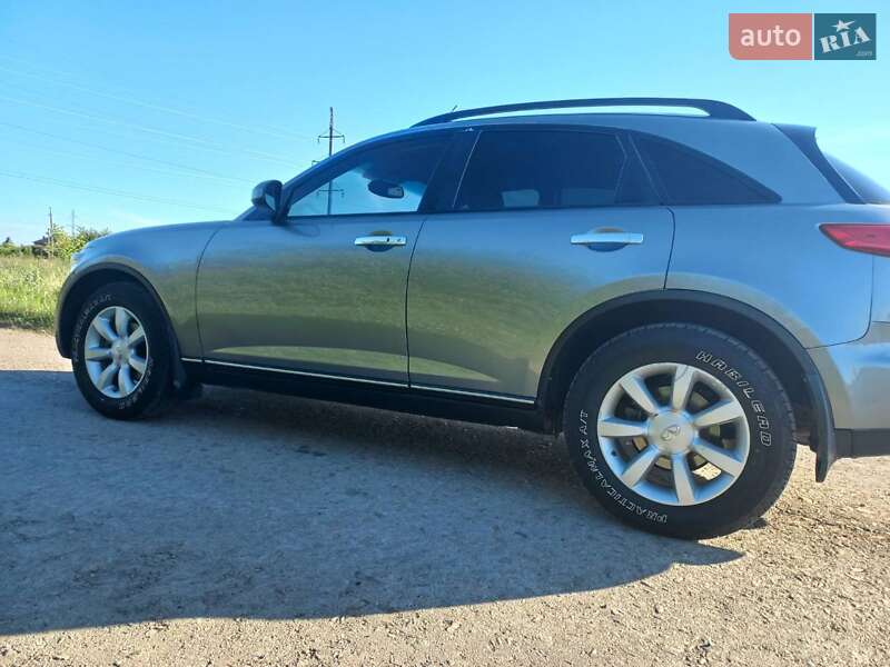 Внедорожник / Кроссовер Infiniti FX 35 2003 в Ивано-Франковске фото 2 Внедорожник / Кроссовер Infiniti FX 35 2003 в Ивано-Франковске