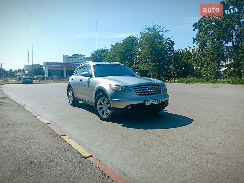 Infiniti FX 35 2004