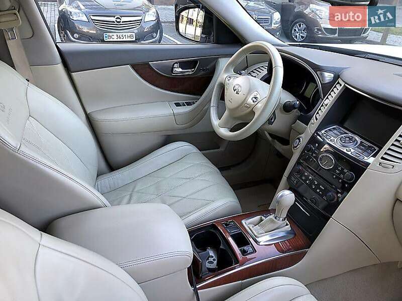 Позашляховик / Кросовер Infiniti FX 35 2008 в Луцьку фото 19 Позашляховик / Кросовер Infiniti FX 35 2008 в Луцьку