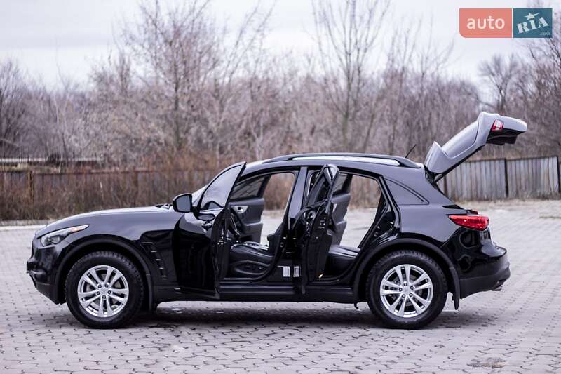 Внедорожник / Кроссовер Infiniti FX 35 2011 в Днепре