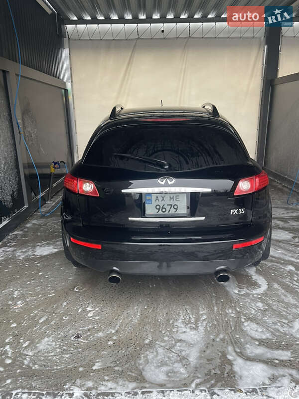 Позашляховик / Кросовер Infiniti FX 35 2006 в Харкові