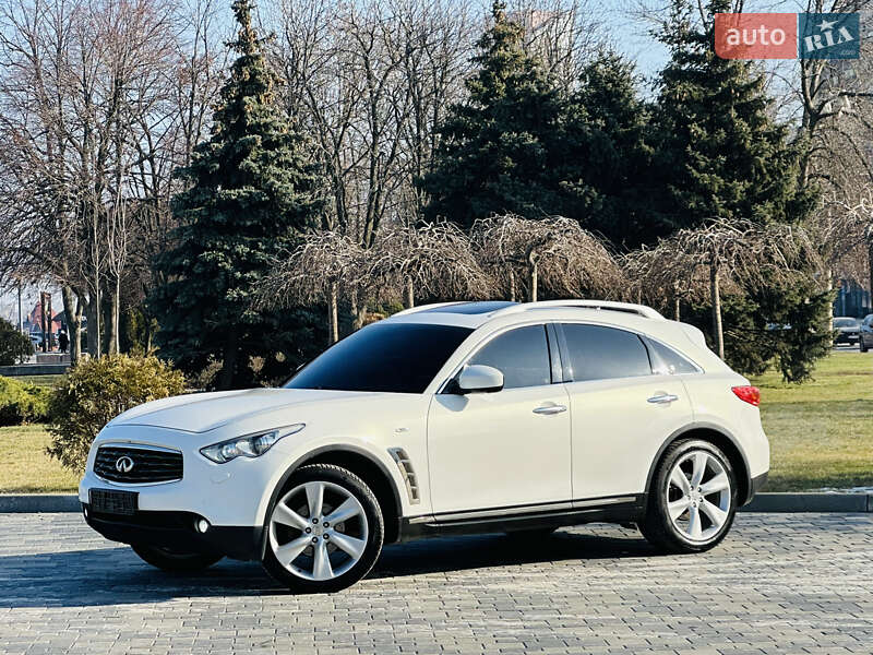 Внедорожник / Кроссовер Infiniti FX 35 2010 в Днепре