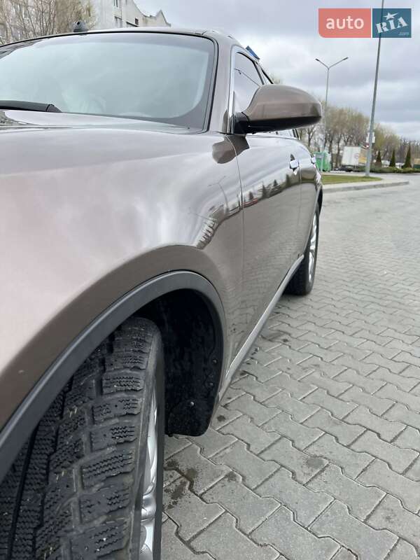 Позашляховик / Кросовер Infiniti FX 35 2007 в Києві