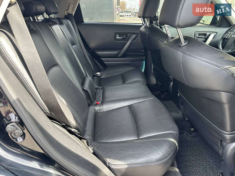 Позашляховик / Кросовер Infiniti FX 35 2006 в Дніпрі