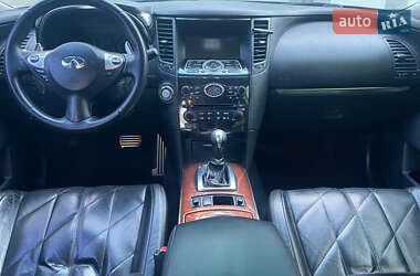 Внедорожник / Кроссовер Infiniti FX 35 2009 в 