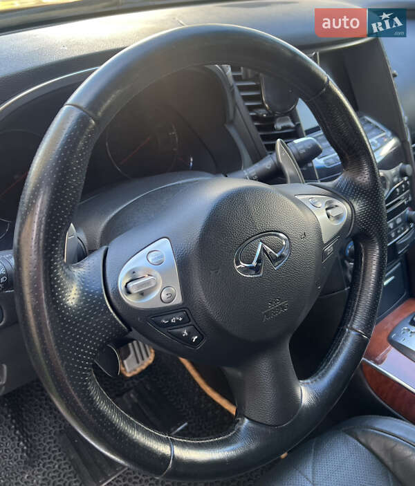 Позашляховик / Кросовер Infiniti FX 35 2008 в Києві фото 11 Позашляховик / Кросовер Infiniti FX 35 2008 в Києві