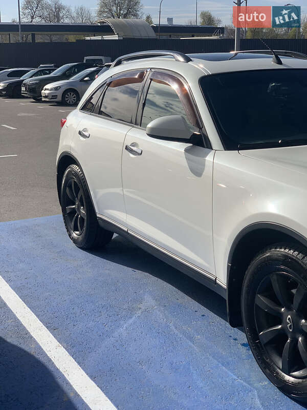 Позашляховик / Кросовер Infiniti FX 35 2005 в Києві