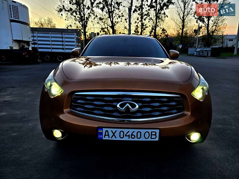 Позашляховик / Кросовер Infiniti FX 35 2008 в Харкові