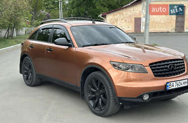 Внедорожник / Кроссовер Infiniti FX 35 2003 в Голованевске
