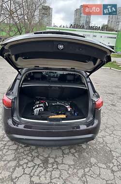Позашляховик / Кросовер Infiniti FX 35 2013 в 