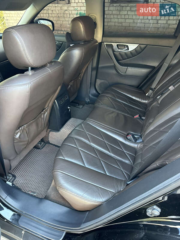 Позашляховик / Кросовер Infiniti FX 35 2008 в Кривому Розі