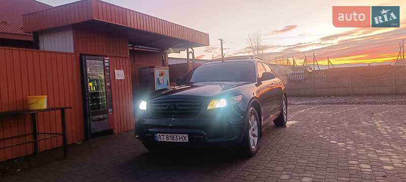 Позашляховик / Кросовер Infiniti FX 35 2006 в 