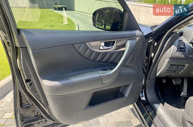 Внедорожник / Кроссовер Infiniti FX 35 2008 в 