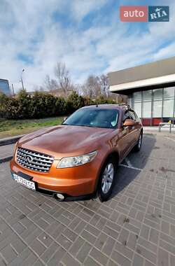 Внедорожник / Кроссовер Infiniti FX 35 2003 в 