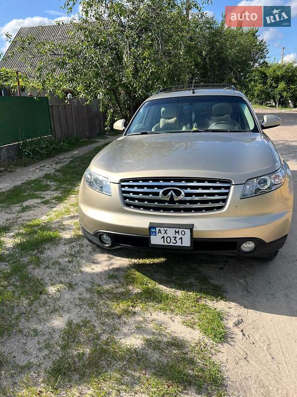 Infiniti FX 35 2005 Infiniti FX 35 2005