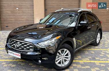 Внедорожник / Кроссовер Infiniti FX 35 2010 в 