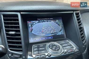 Внедорожник / Кроссовер Infiniti FX 35 2010 в 