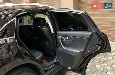 Внедорожник / Кроссовер Infiniti FX 35 2010 в 