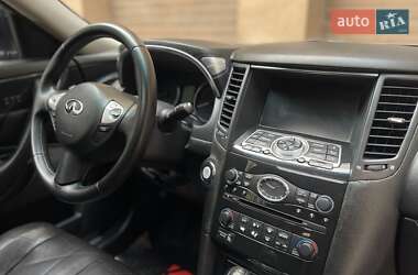 Внедорожник / Кроссовер Infiniti FX 35 2010 в 
