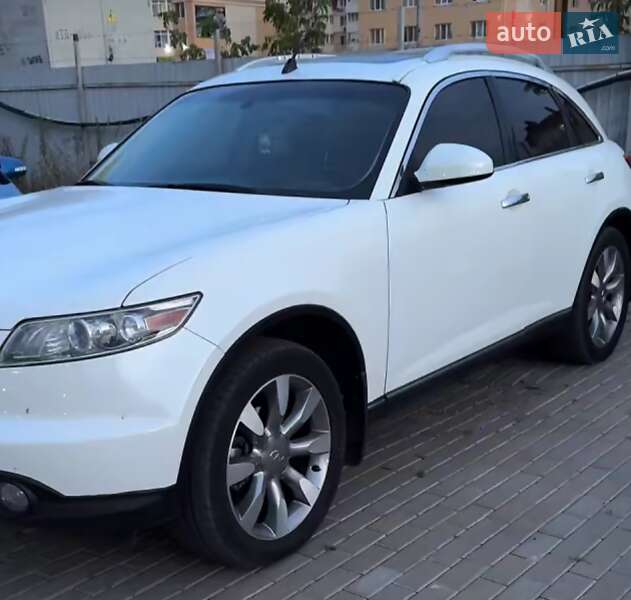 Infiniti FX 35