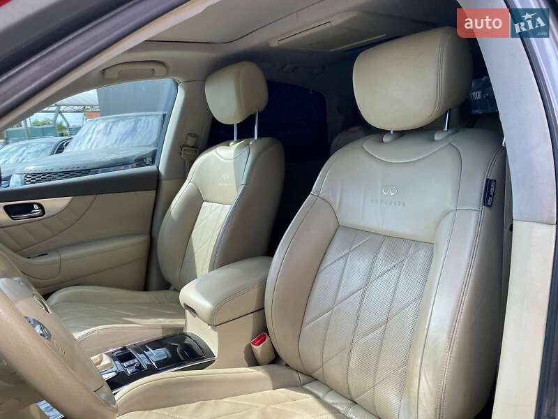 Позашляховик / Кросовер Infiniti FX 35 2009 в Львові