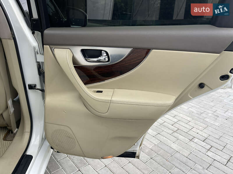Позашляховик / Кросовер Infiniti FX 35 2008 в Житомирі