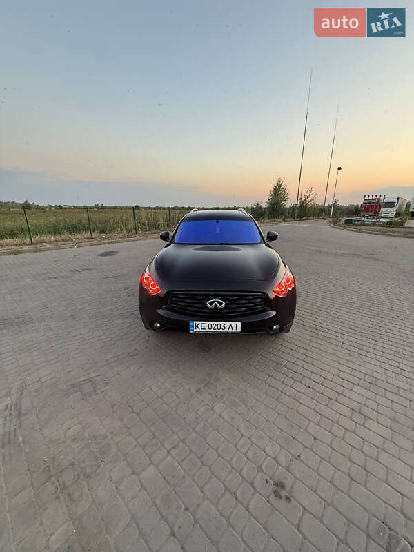Позашляховик / Кросовер Infiniti FX 35 2008 в Новомосковську