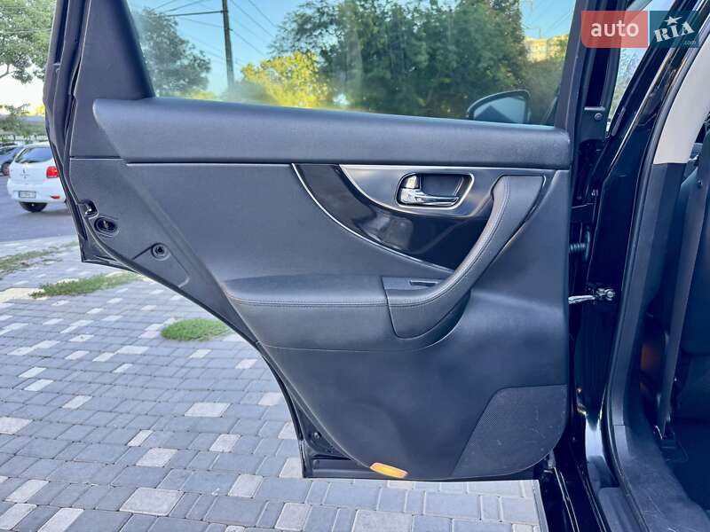 Позашляховик / Кросовер Infiniti FX 35 2008 в Одесі