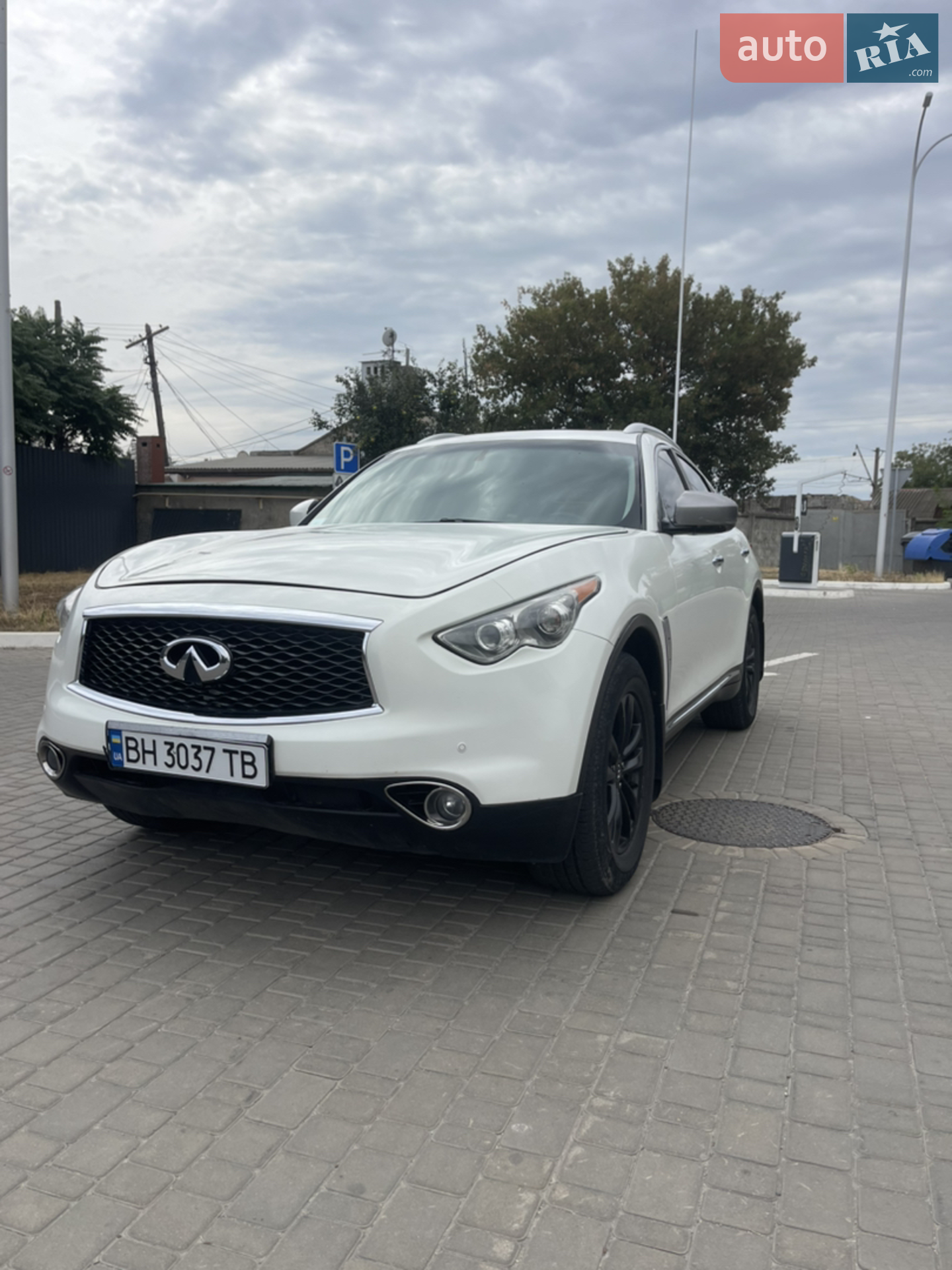2011 Infiniti FX - мініатюра 2
