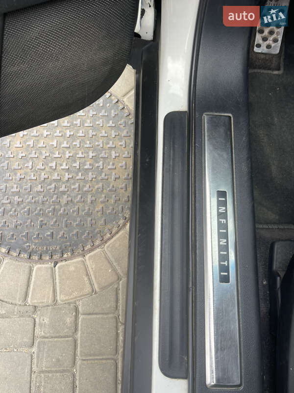Позашляховик / Кросовер Infiniti FX 35 2011 в Одесі