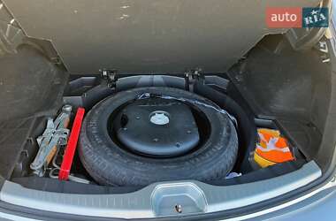 Внедорожник / Кроссовер Infiniti FX 35 2005 в 