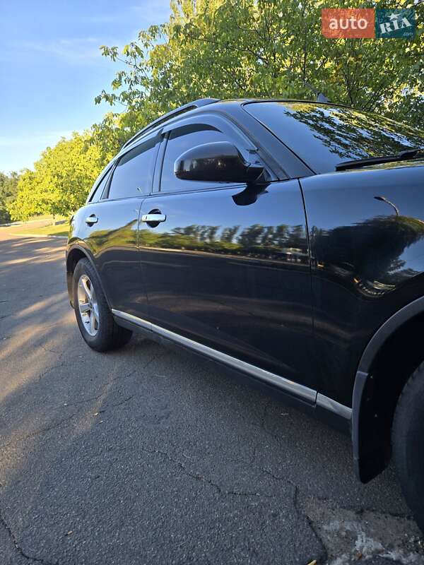 Позашляховик / Кросовер Infiniti FX 35 2006 в Южноукраїнську