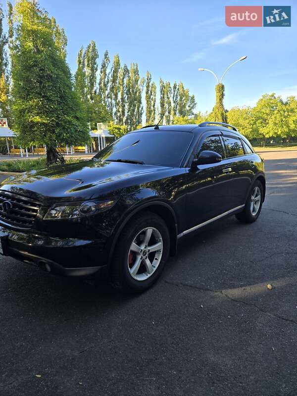 Позашляховик / Кросовер Infiniti FX 35 2006 в Южноукраїнську