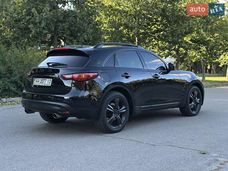 Позашляховик / Кросовер Infiniti FX 35 2008 в Умані