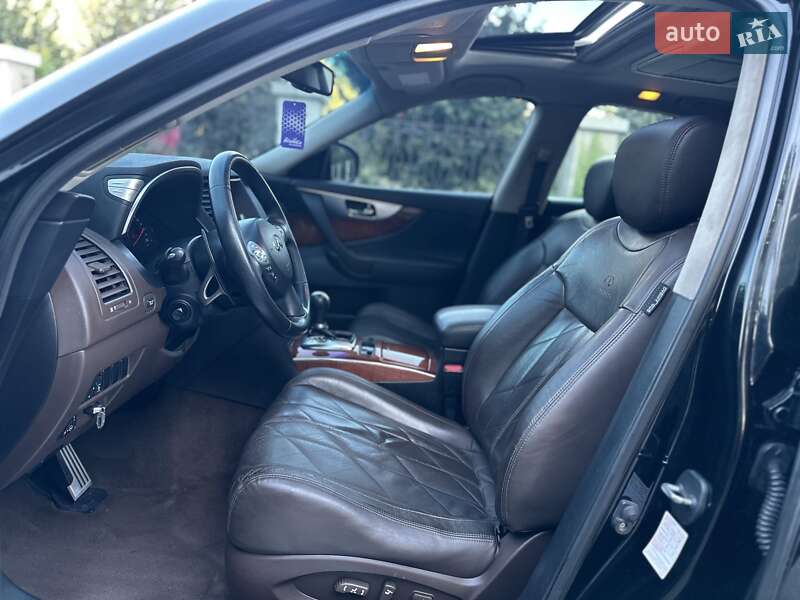 Позашляховик / Кросовер Infiniti FX 35 2008 в Умані