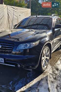 Внедорожник / Кроссовер Infiniti FX 35 2003 в Петропавловке