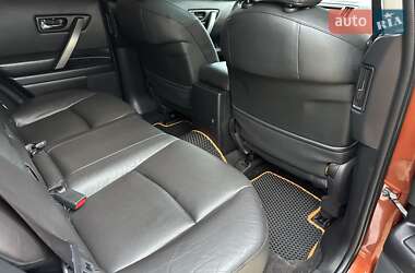 Внедорожник / Кроссовер Infiniti FX 35 2007 в 